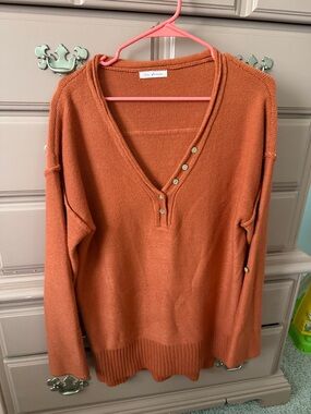 Ces Femme Rust Orange V-Neck Button Pullover Sweater